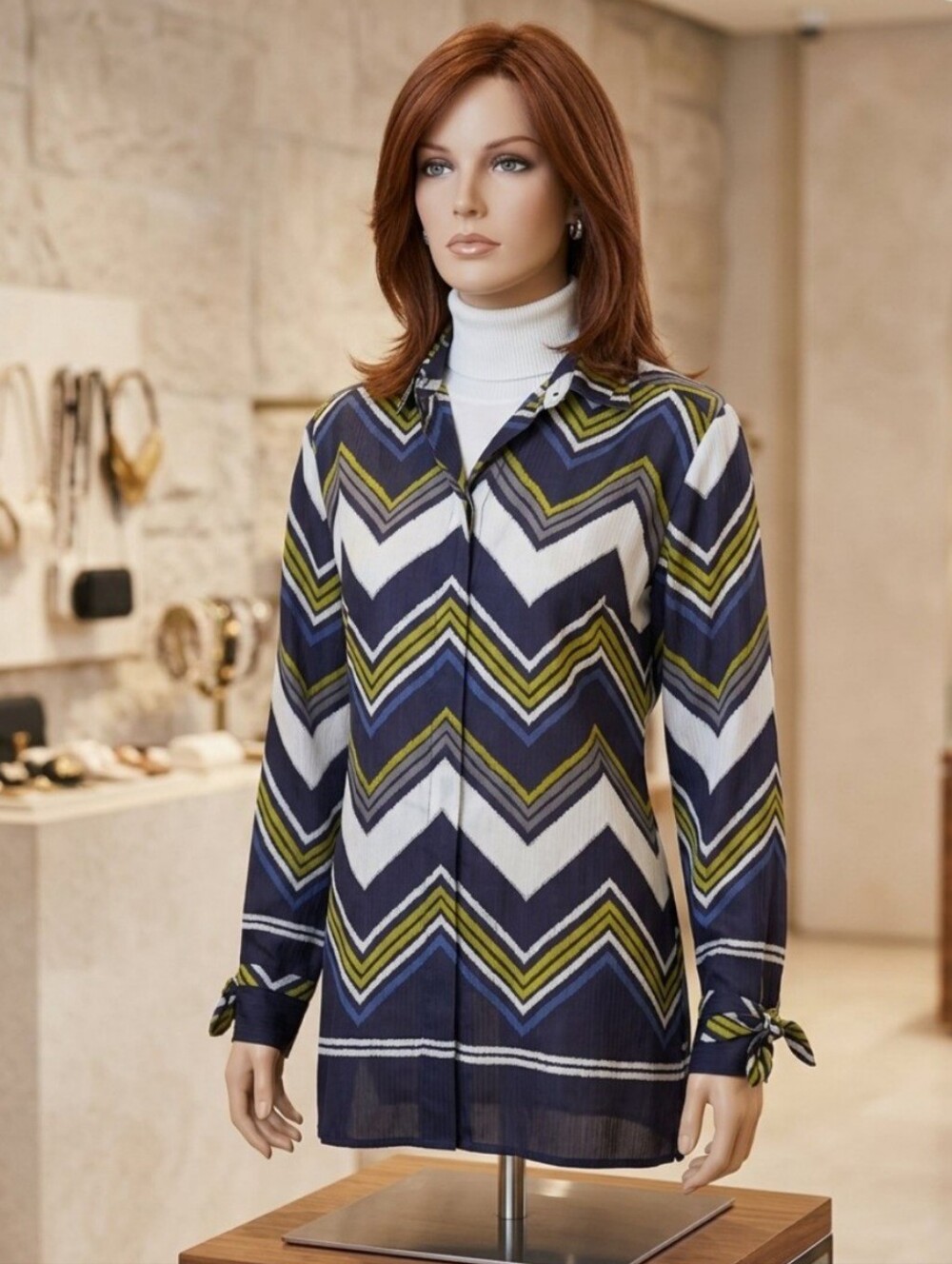 Contemporary Boho Woman's XS Chevron Print Long Sleeve Top in Navy & White